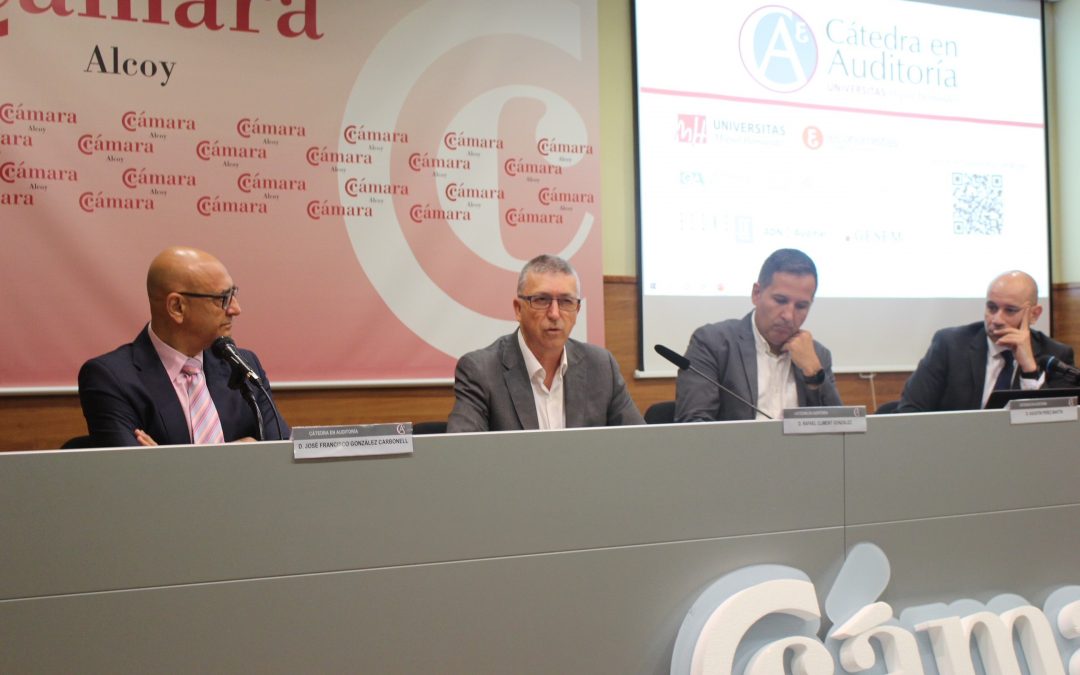 La Cátedra de Auditoría de la UMH y el Colegio de Economistas de Alicante analizan el futuro de las empresas ante la crisis